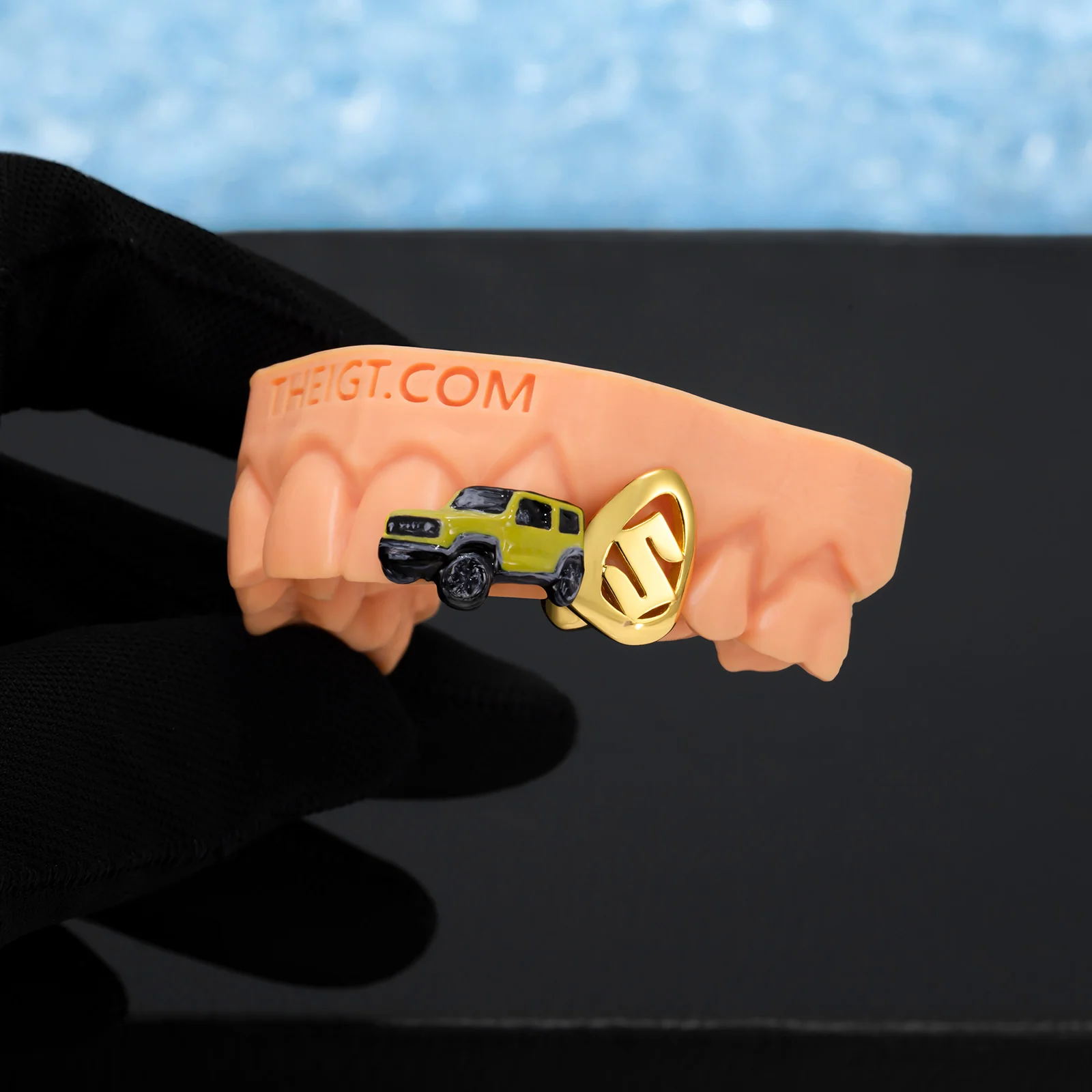 Thumbnail 3